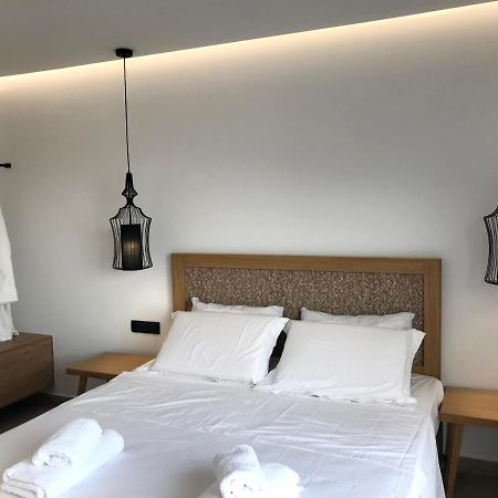 Blue Sea Suites Цуцурос Екстер'єр фото
