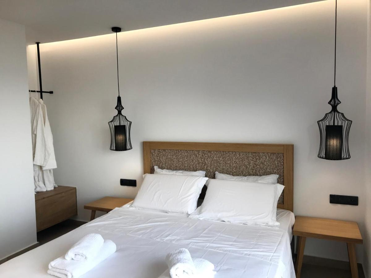 Blue Sea Suites Цуцурос Екстер'єр фото